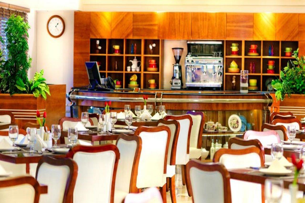 Hotel Golden Sands 3 3*